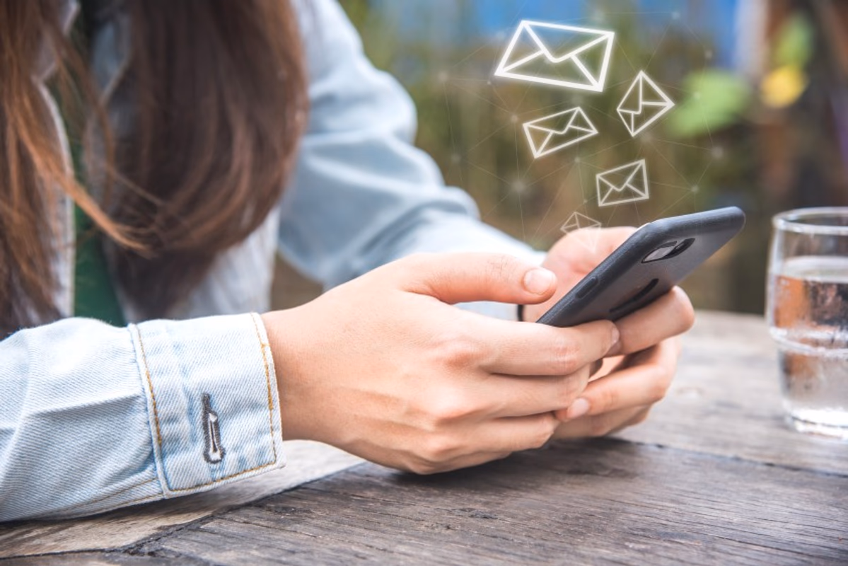 Kurumsal 10 Mayıs Anneler Günü SMS Örnekleri